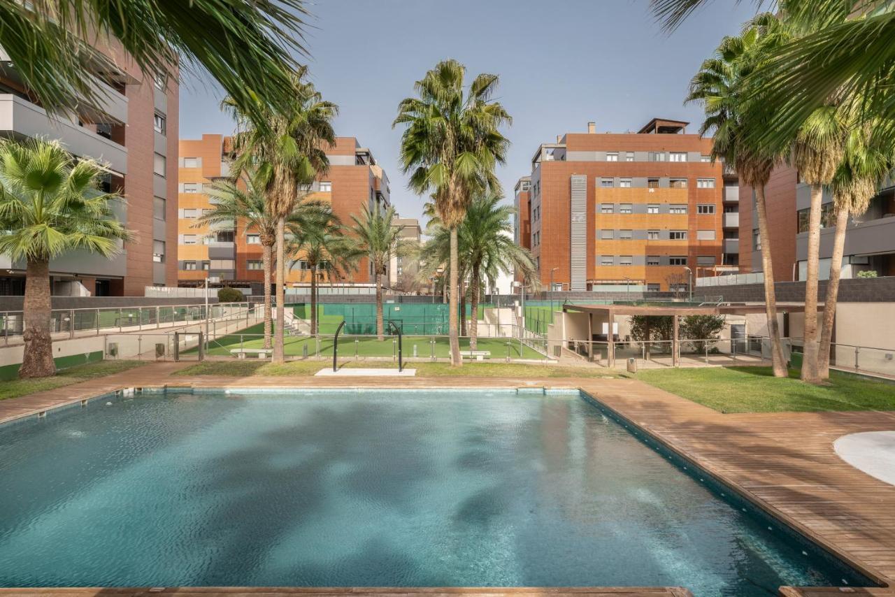Enjoygranada Emir 3F - Pool, Gym & Free Parking, Granada